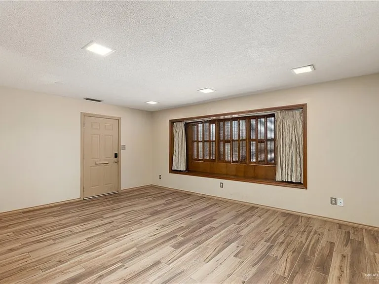 2036 S 5th St #11 — Photo 2
