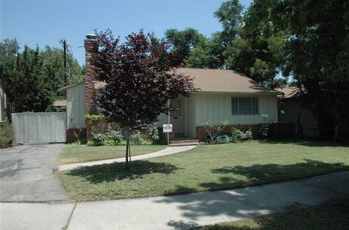 1st image of 6638 Babcock Ave