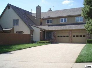 5614 SW Foxcroft Cir S #2, Topeka, KS 66614