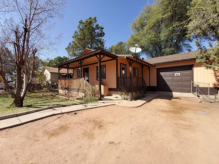 610 W Colt Cir — Photo 9