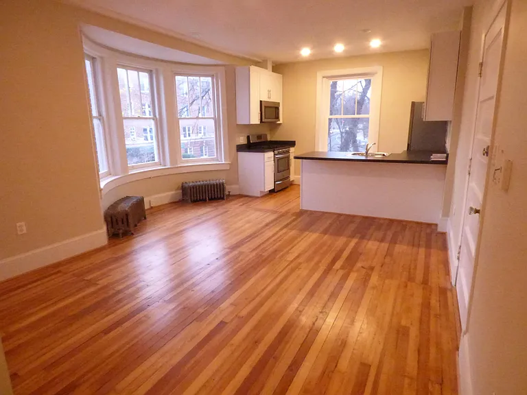1960 Biltmore St NW #3 — Photo 3