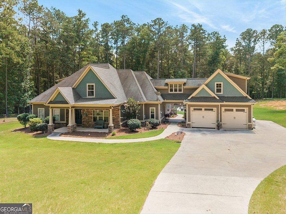 1st image of 490 Gregory Rd