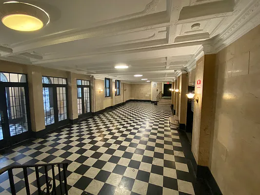 Rented by Lang Realty LLC | media 8