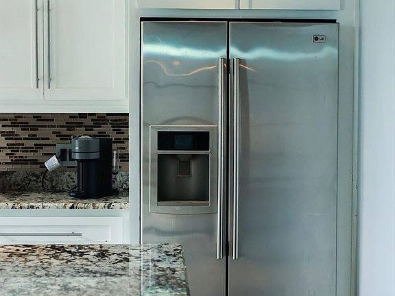 4th image of 1620 Wellington Pl APT 204