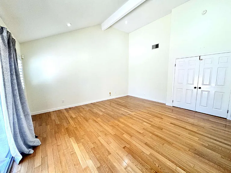 3281 Falerno Way — Photo 32