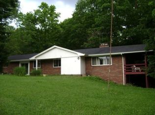 3633 Whitethorn Cir, Richfield, OH 44286