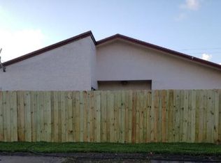 5913 Lincoln St, Hollywood, FL 33021