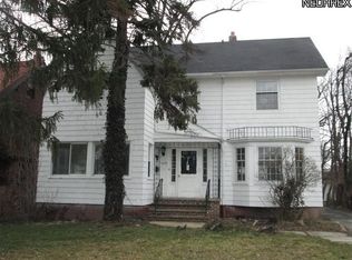 3439 Euclid Heights Blvd, Cleveland Heights, OH
