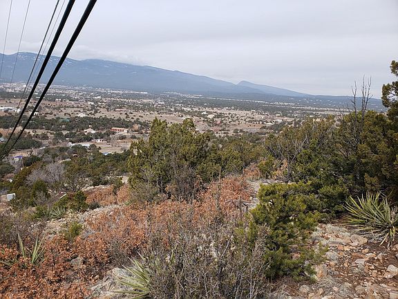 2nd image of Skyview Dr