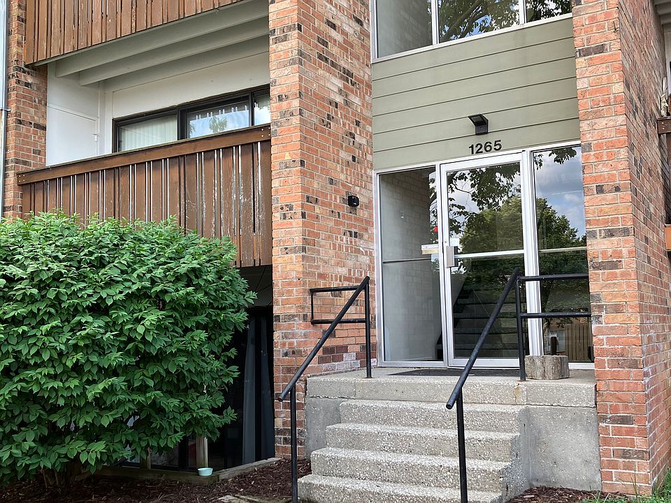 1st image of 1265 S Maple Rd APT 207