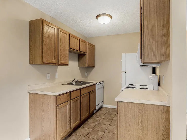 Oak Valley Apartments — Photo 66
