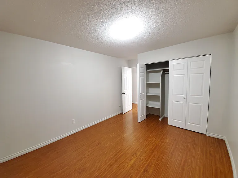 5135 Newton St — Photo 11
