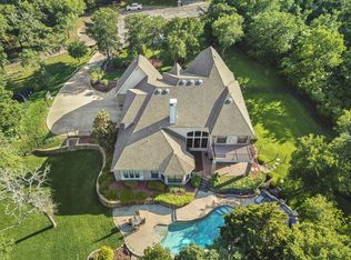 950 Oak Hill Ct, Crossroads, TX 76227
