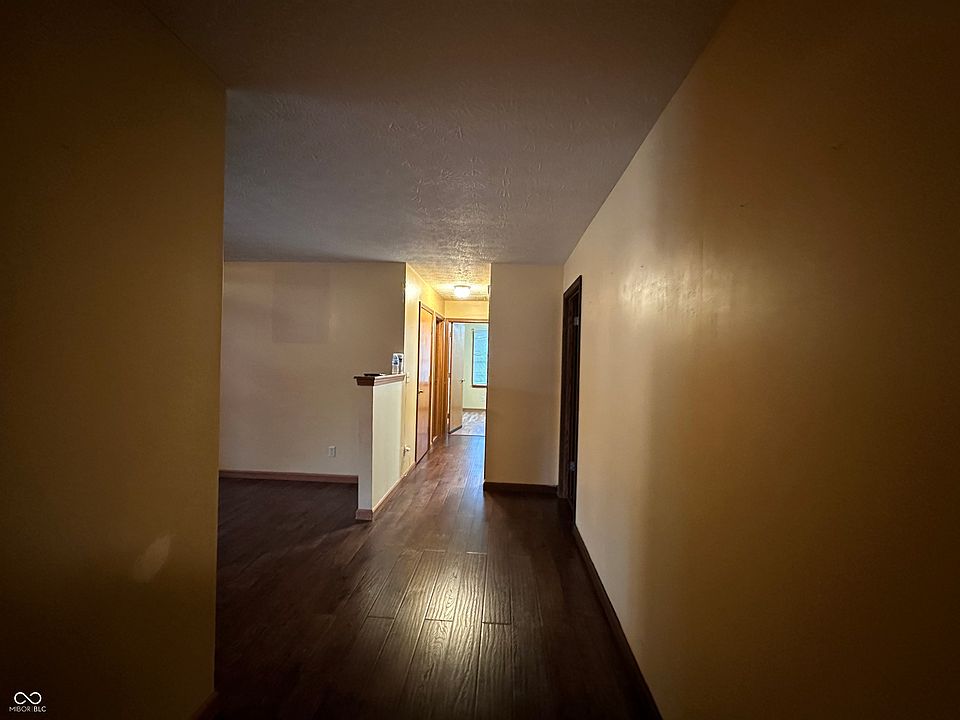 1st image of 3411 Boxwood Dr