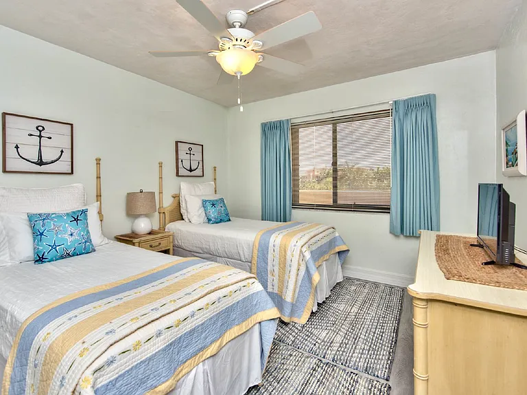 7500 Estero Blvd #202 — Photo 14