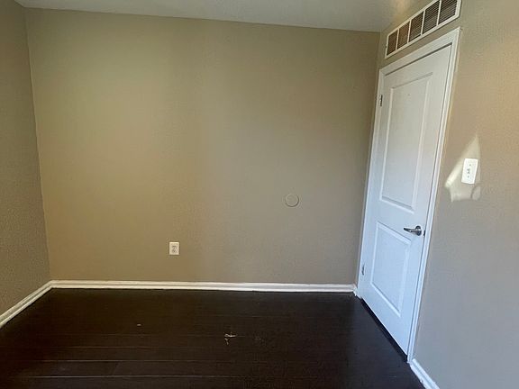 4th image of 4704 Chestnut St #B2b