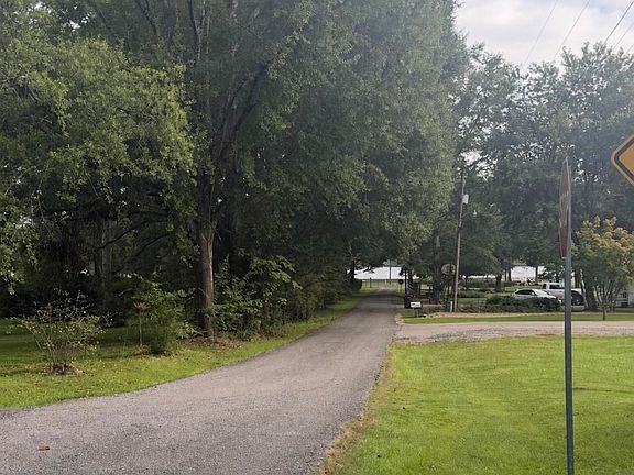 5th image of 410 River Dr #3