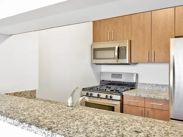 776 Sixth Avenue image 1 of 40