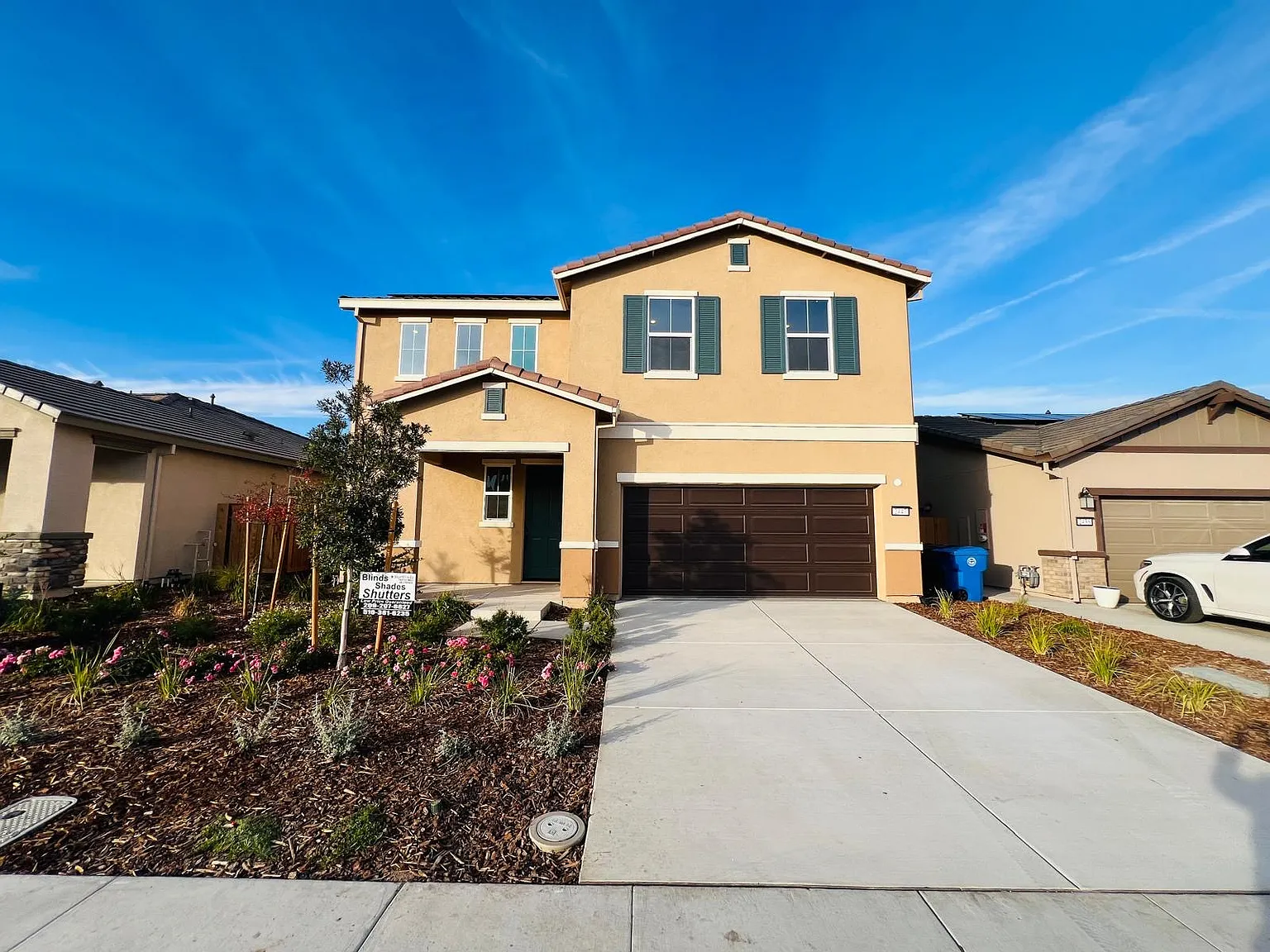 2447 Barolo St photo 1