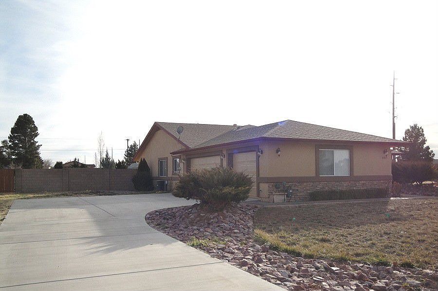 2nd image of 998 Tiffany Way