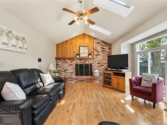 5th image of 10635 Irving Court
