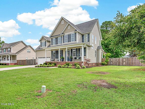 3rd image of 220 Iverleigh Lane