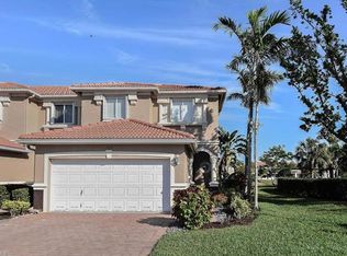 9776 Roundstone Cir, Fort Myers, FL 33967