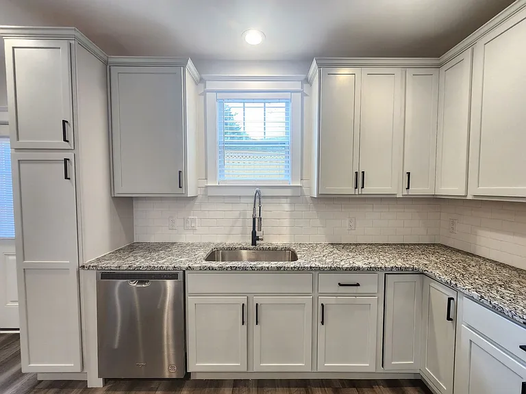 1128 Blueview Dr — Photo 10