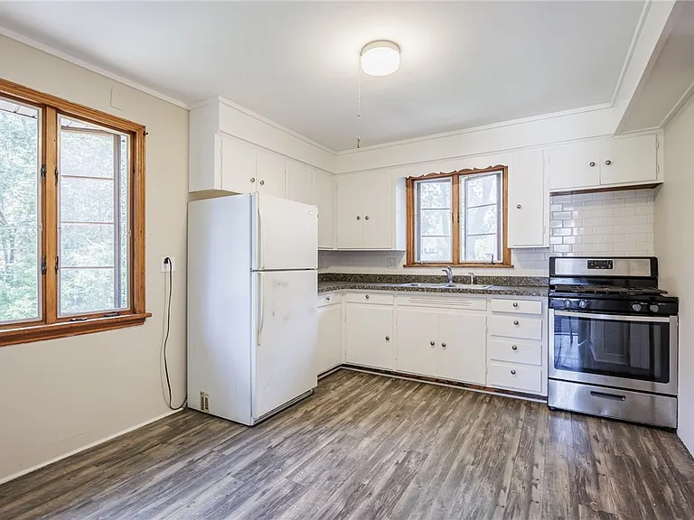 326 Barrington St #2 — Photo 11