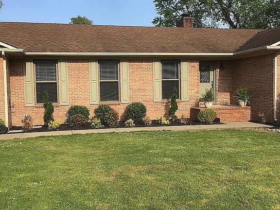3rd image of 1410 Bellemeade Dr