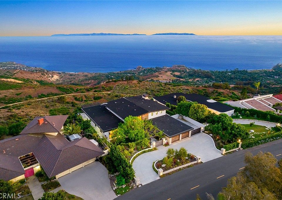 1st image of 45 Oceanaire Dr