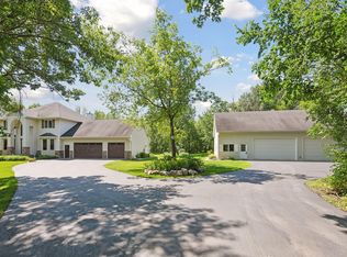 12760 Laurie Ln, Chaska, MN 55318