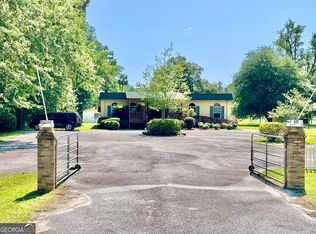 6870 State Highway 17, Woodbine, GA 31569