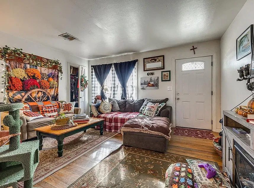 2 bed, 726 sqft, $1,012 — Photo 4