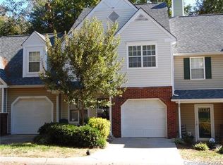 5936 Prescott Ct, Charlotte, NC 28269