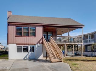 110 Florida Ave, Carolina Beach, NC 28428