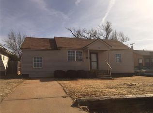 110 Blackburn Blvd, Elk City, OK 73644