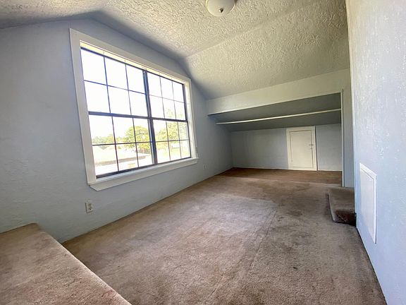 2nd image of 2595 W Lucas Dr #3