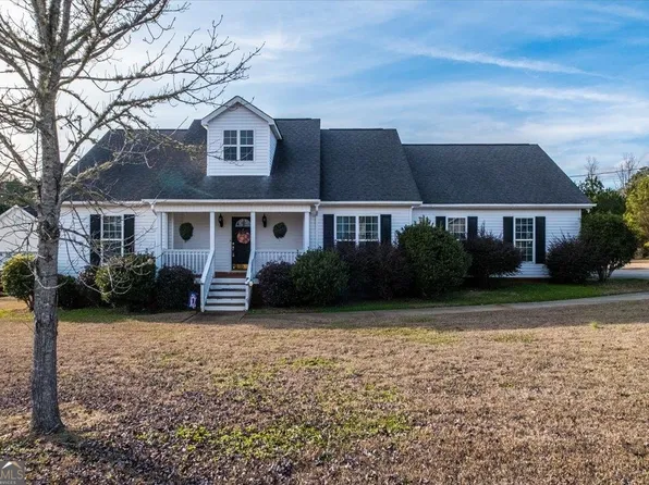 109 Henry Dr, Gray, GA 31032