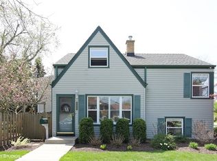 288 W Van Buren St, Elmhurst, IL 60126