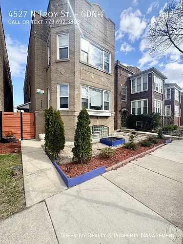 4527 N Troy St #F Photo 1 4527 N Troy St #F Photo 1