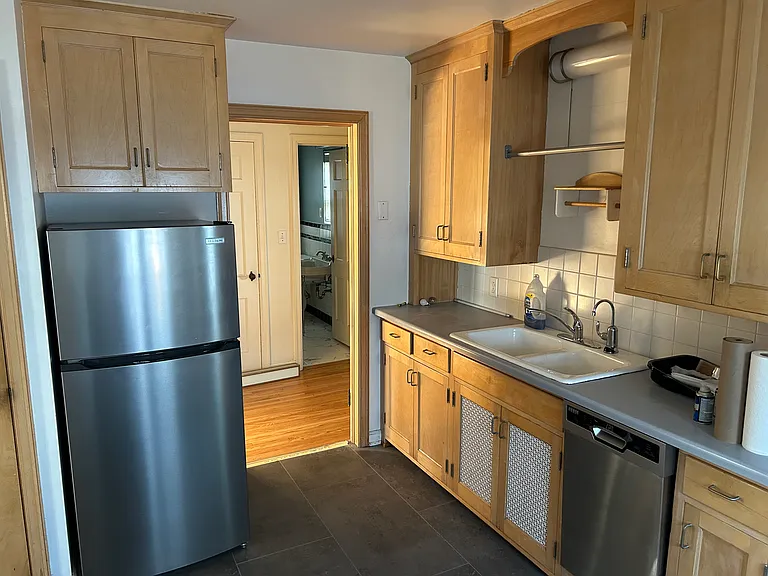 5637 Colfax Ave S — Photo 7