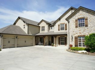 6851 N Garden Stone Ln, Owasso, OK 74055