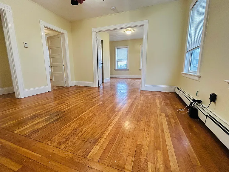 195 Mauran Ave #2 — Photo 6