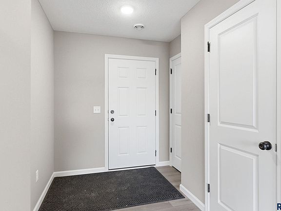 3rd image of 6508 W Goldberg Dr