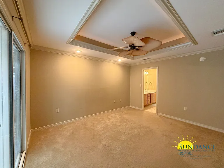 940 Scenic Oak Ln — Photo 10