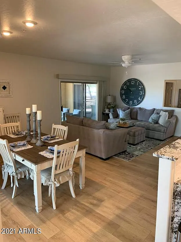 3 bed, 2.0 bath, 1539 sqft, $2,700 — Photo 4