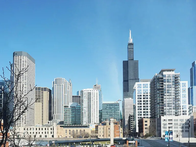 Luxe Suites Chicago Luxury Apartments — Photo 34