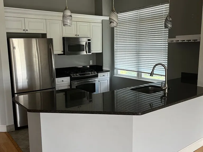 614 Pond St #1416 — Photo 2