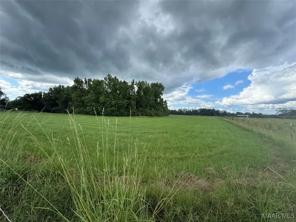 2 White Tail Rdg, Elmore, AL 36025